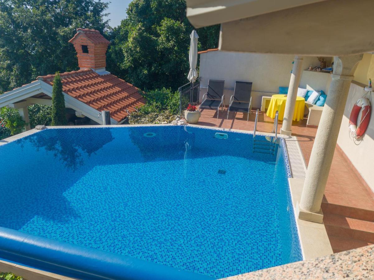 Apartments Villa Krasa Ловран Экстерьер фото
