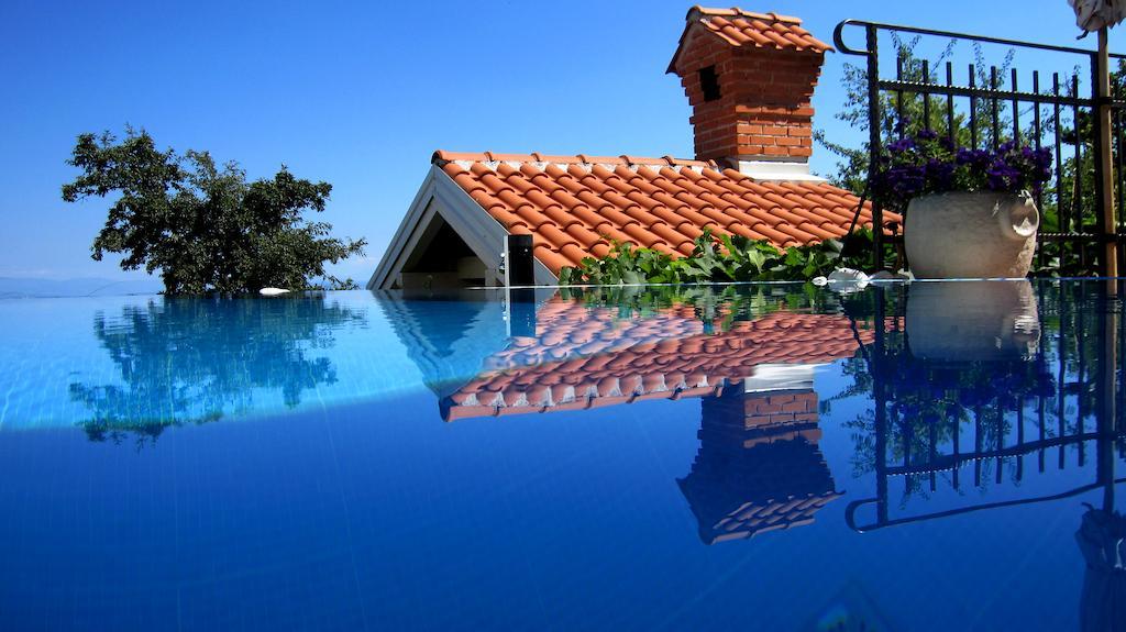 Apartments Villa Krasa Ловран Экстерьер фото
